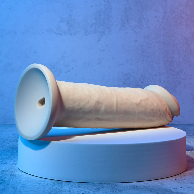 Evolved 7'' GIRTHY VIBRATING DONG LIGHT - 17.8 cm USB Rechargeable Vibrating Dong