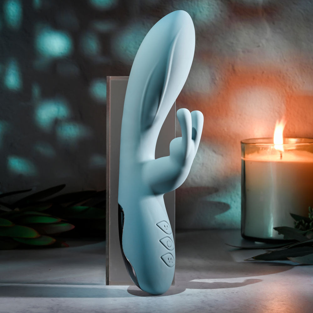 Evolved BOSS BUNNY - Baby 20.1 cm USB Rechargeable Rabbit Vibrator