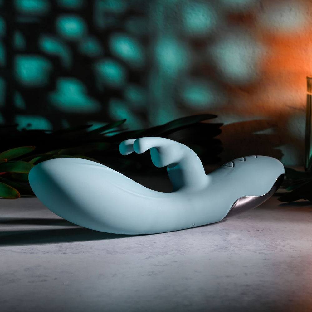 Evolved BOSS BUNNY - Baby 20.1 cm USB Rechargeable Rabbit Vibrator