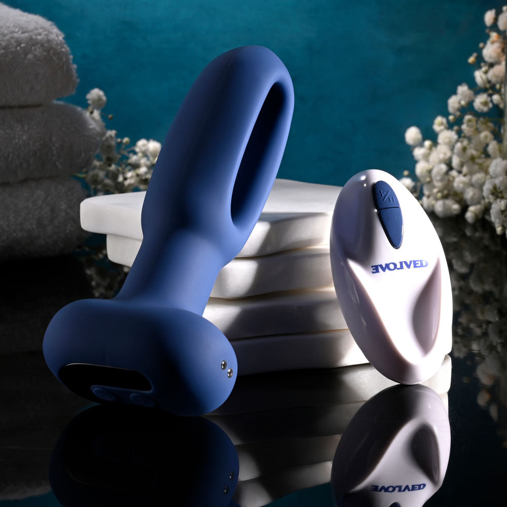 Evolved THE FLAPPER - 14 cm USB Rechargeable Vibrating and Flapping Butt Plug with Remote