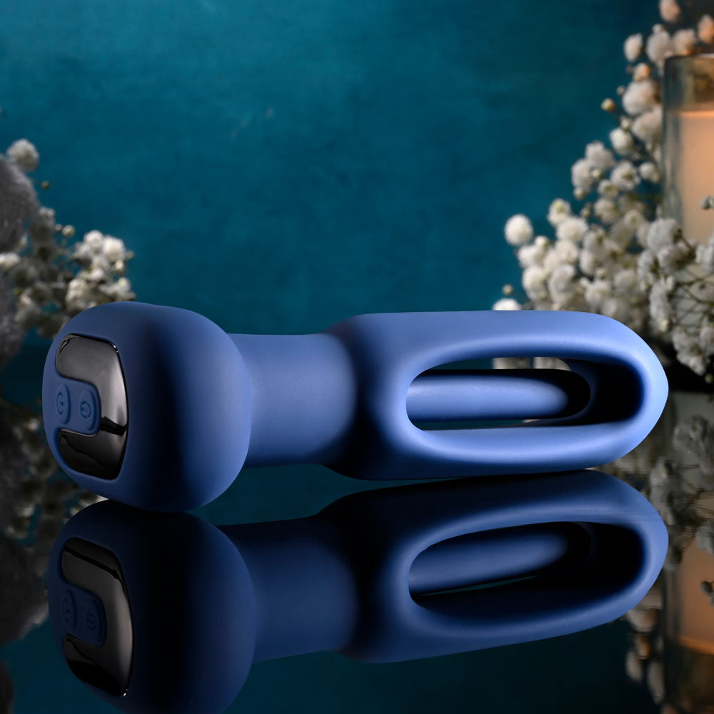 Evolved THE FLAPPER - 14 cm USB Rechargeable Vibrating and Flapping Butt Plug with Remote