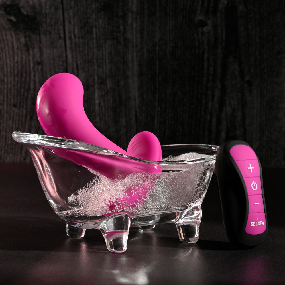Selopa HOOKING UP - 9.5 cm USB Rechargeable Vibrator with Wireless Remote