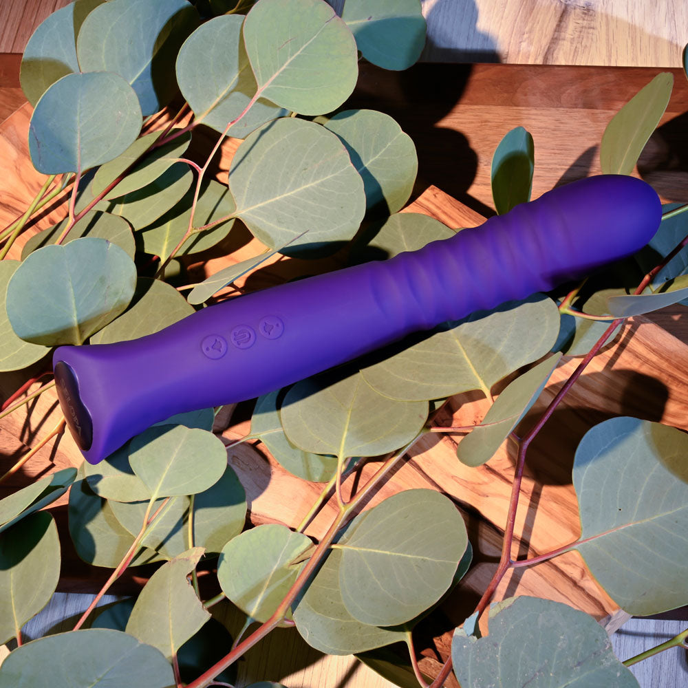 Selopa TRIXXXIE - 22.2 cm USB Rechargeable Vibrator