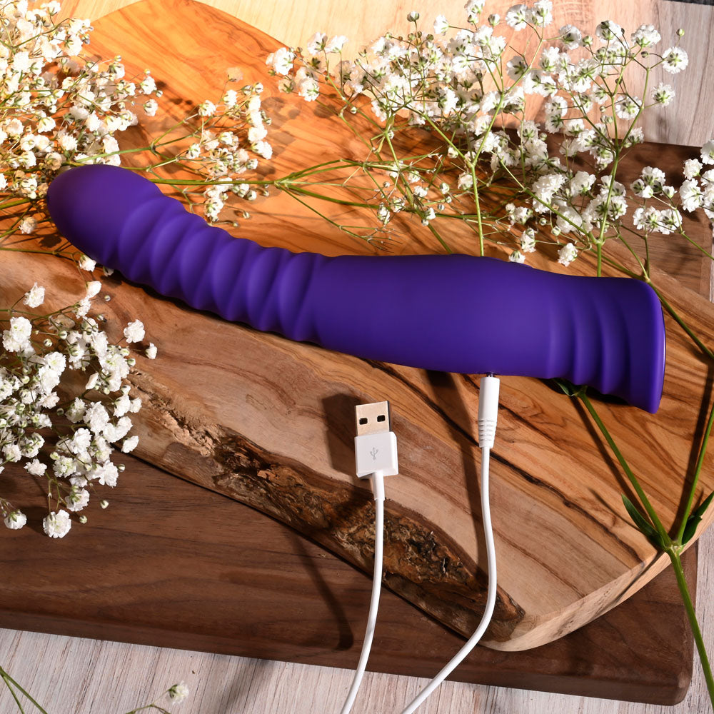 Selopa TRIXXXIE - 22.2 cm USB Rechargeable Vibrator