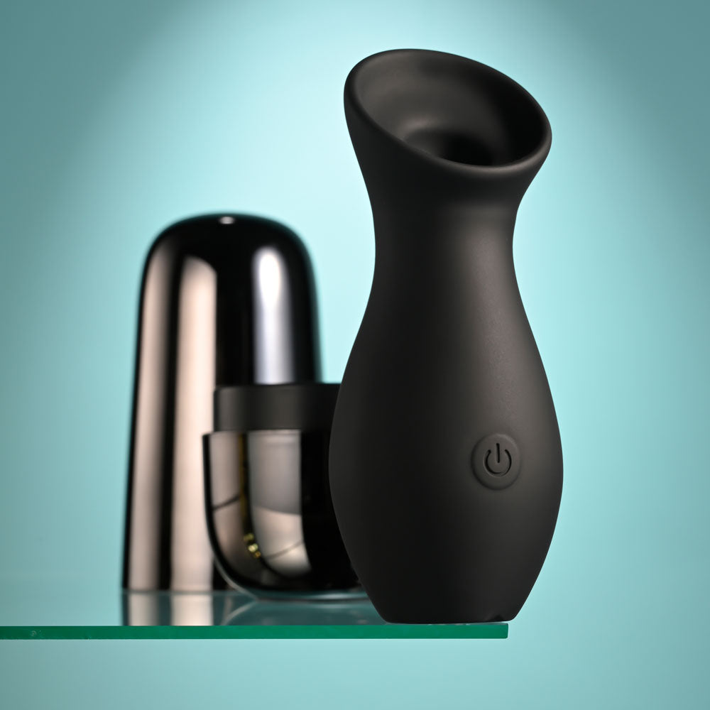 Playboy Pleasure THE JET SET - SUCKER -  10.3 cm Sucking Stimulator with Rechargeable Charging Case